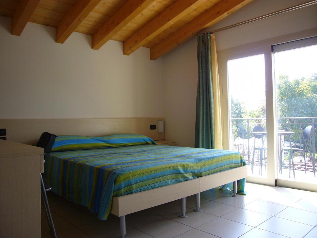 Bed and Breakfast Trattoria Bettola Lonato del Garda Habitación foto