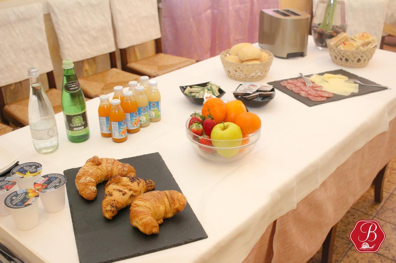 Bed and Breakfast Trattoria Bettola Lonato del Garda Exterior foto